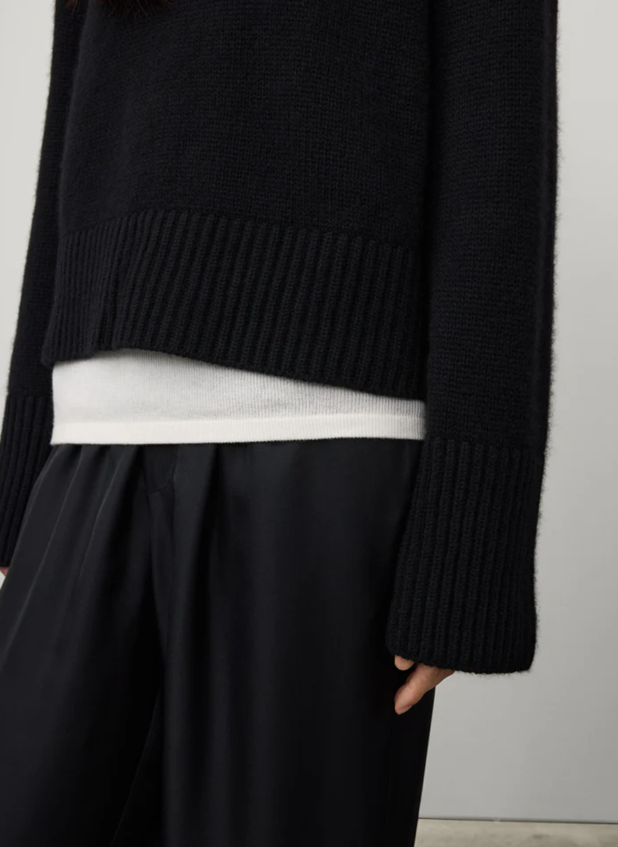 Sony Sweater - Lisa Yang