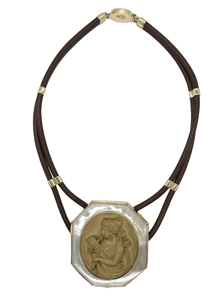 Lady with Bird Cameo Collier