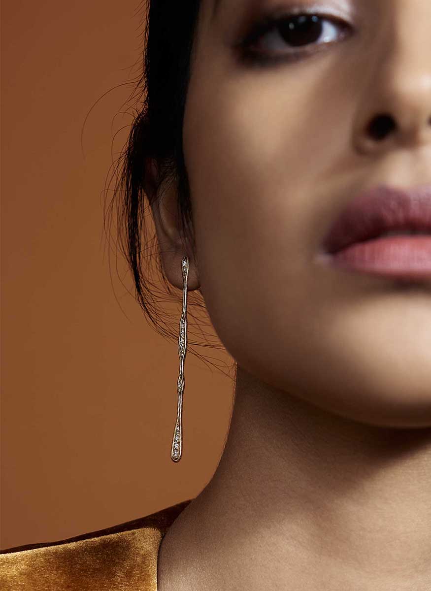 Fluid Diamonds Earrings, Long