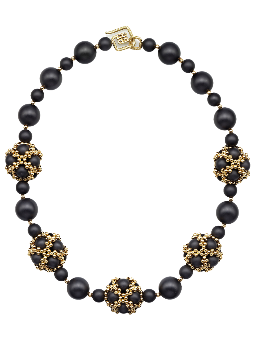 Four Winds Collier