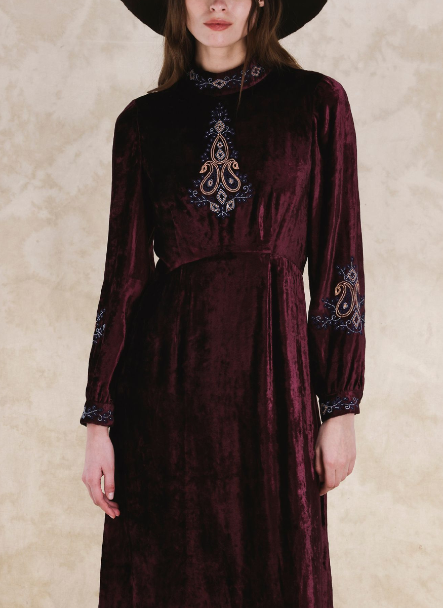 Velour Embroidered Maxi Dress - Fortela