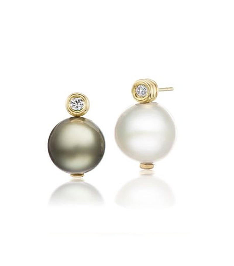 Grotto Black & White Pearl Studs
