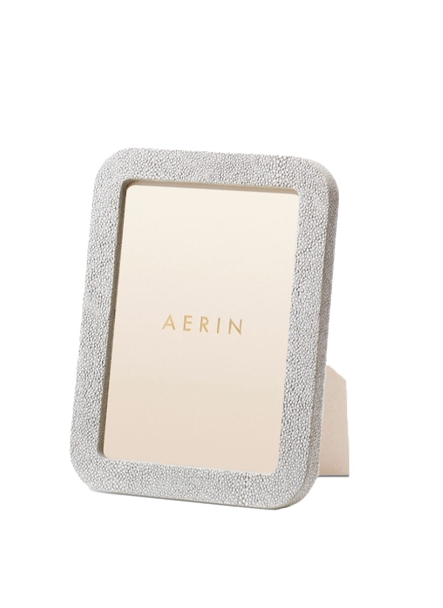 Modern Shagreen Frame in Dove, 5x7
