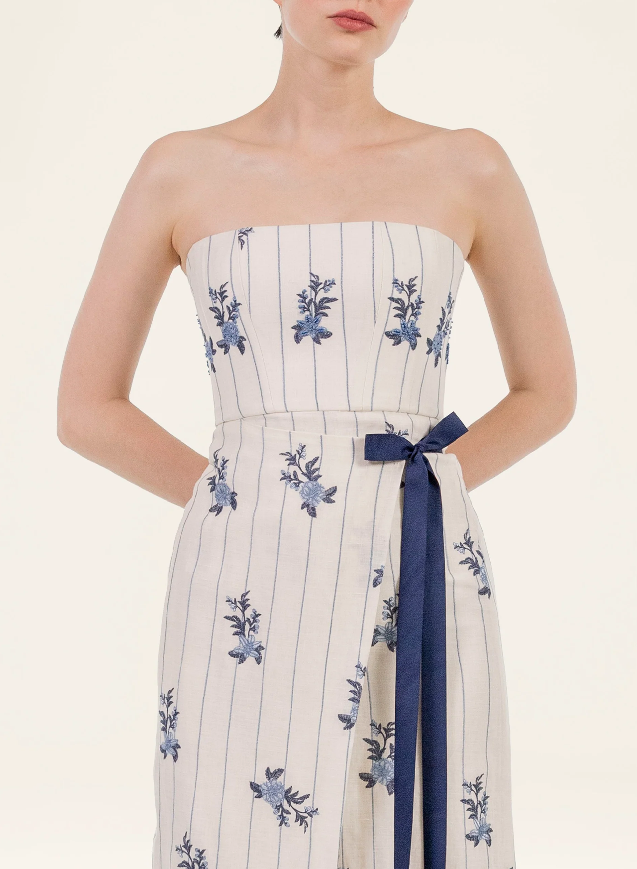 Cinéfila Valle Maxi Dress - Agua by Agua Bendita