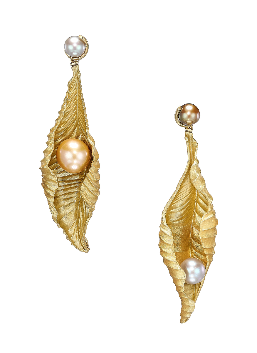 Champagne Acorn Leaf Earrings