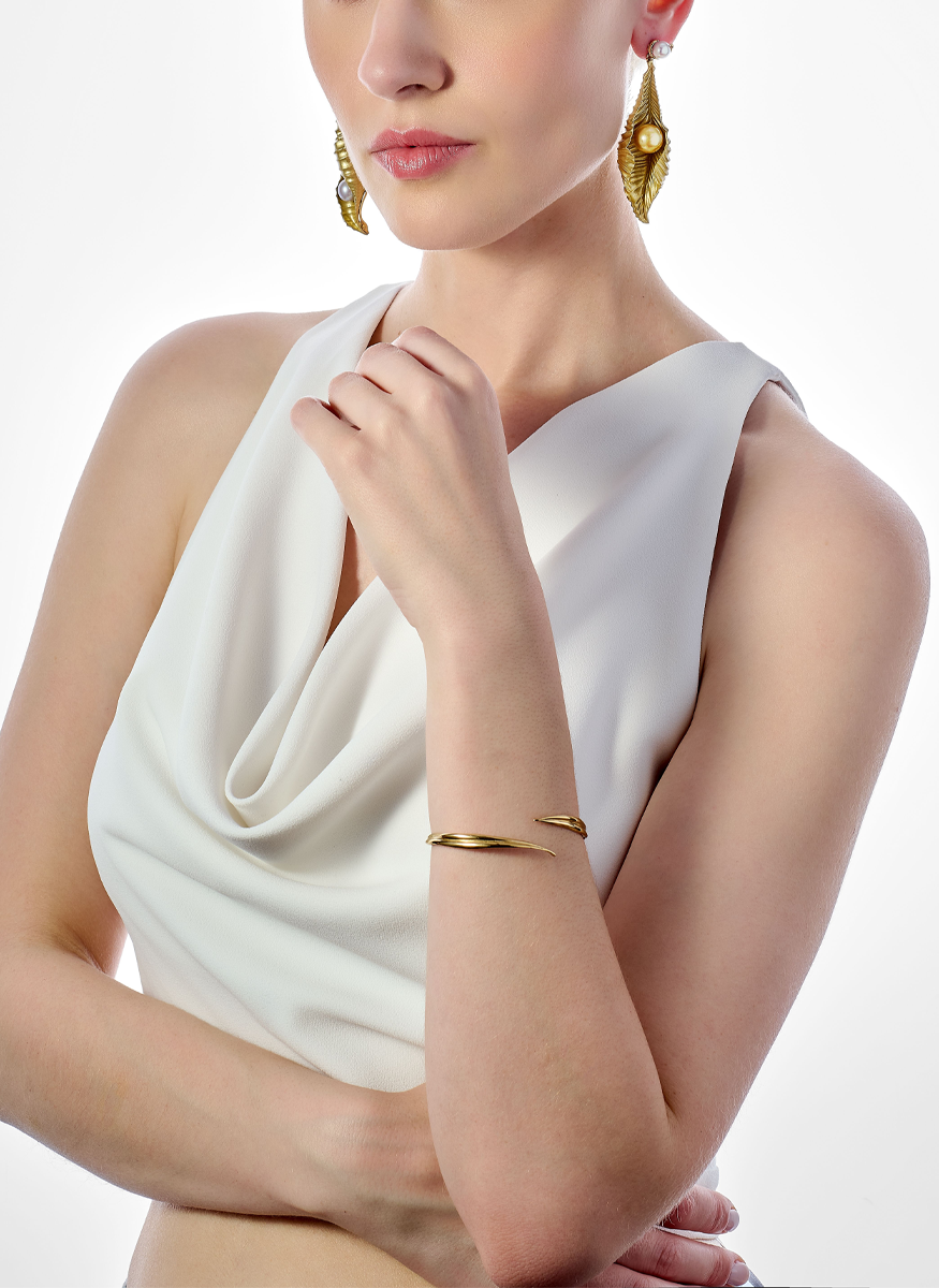 Champagne Acorn Leaf Earrings