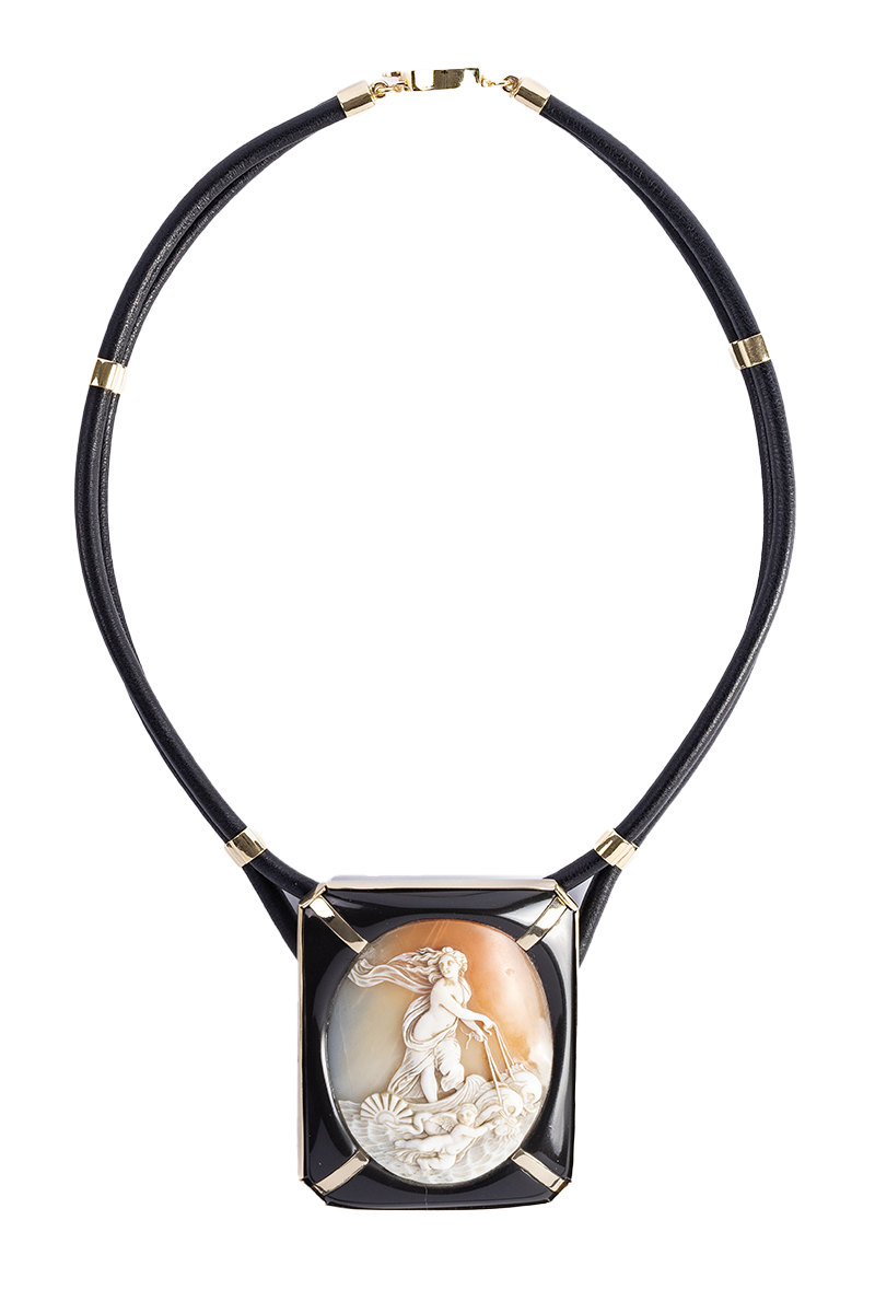 Amphitrite Cameo Collier