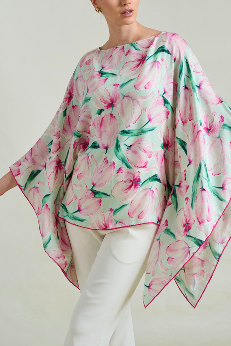 Cashmere Printed Poncho in Tulip Print