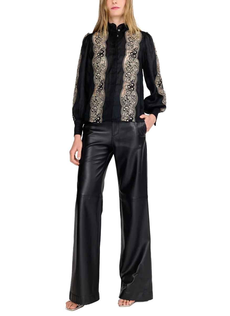 Riley Top in Onyx Embroidery