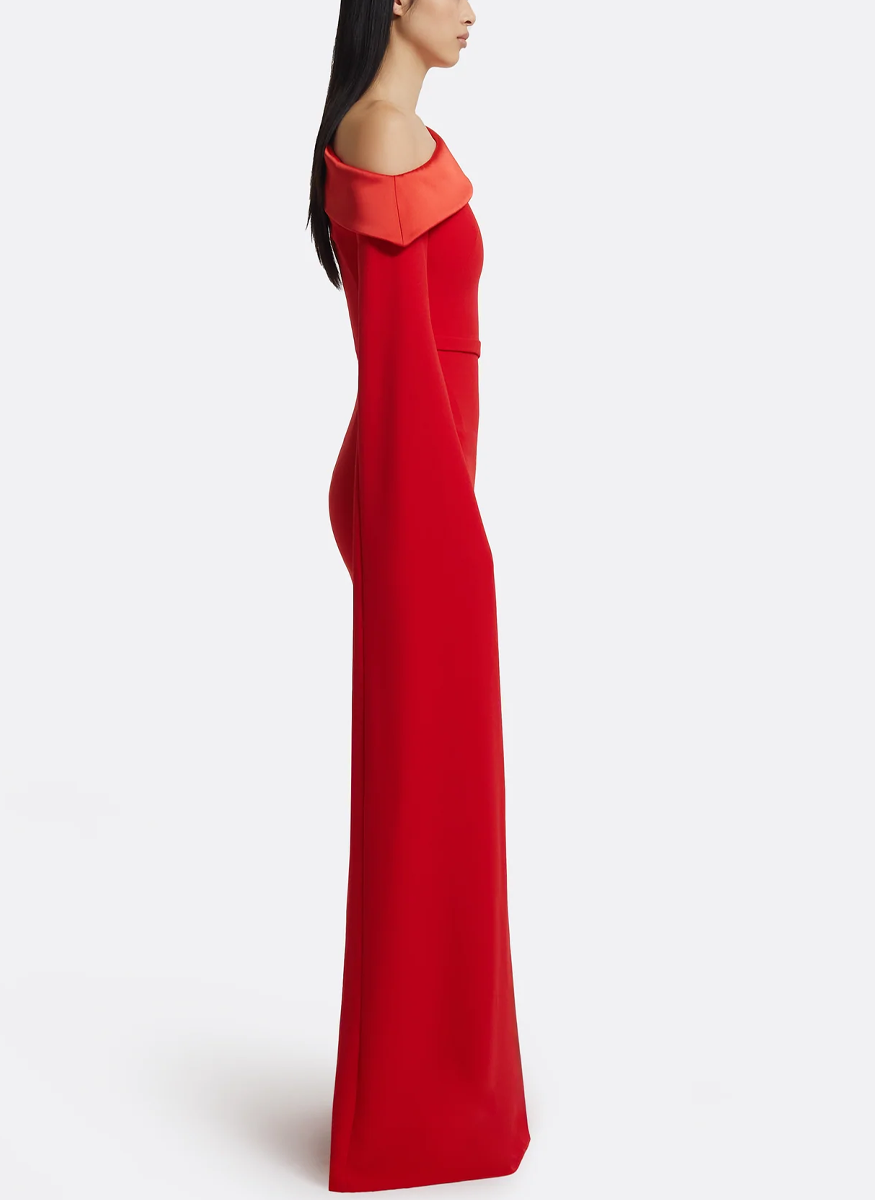 Rinoa Long Gown in Cherry Red - Safiyaa