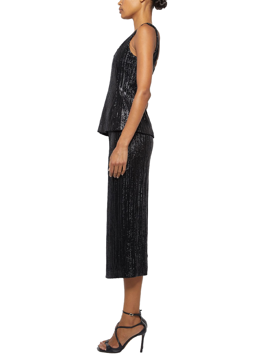 Corset Seam Tank and Pencil Skirt