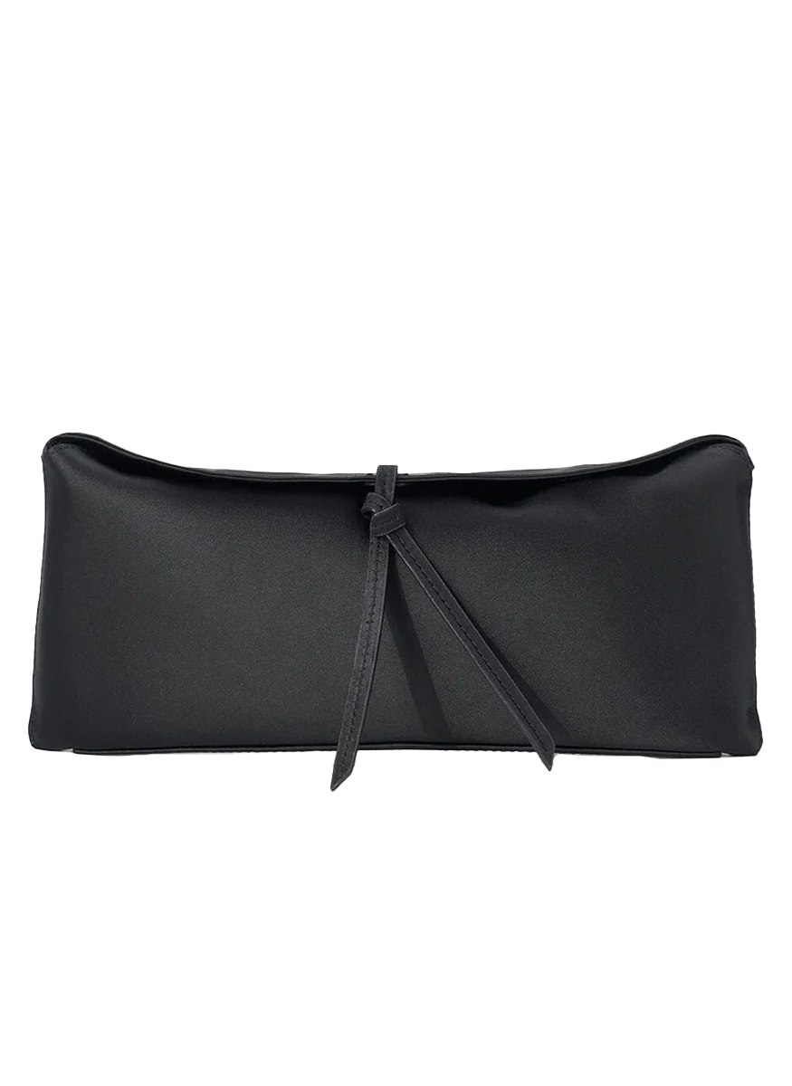 Eve Clutch in Black