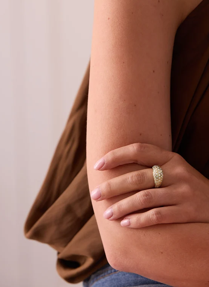 Honeycomb Diamond Signet Ring - SARA WEINSTOCK CONSIGNMEN