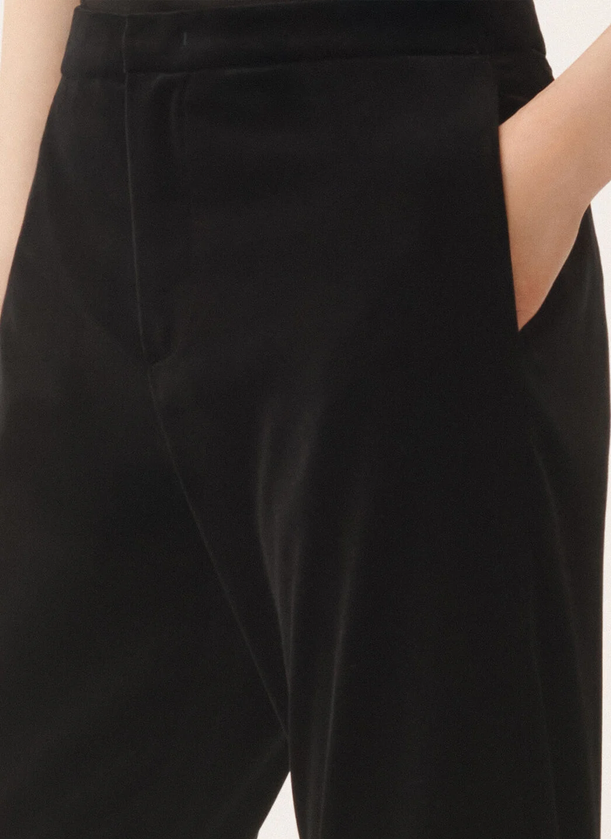 Velvet Straight Leg Trousers in Black - Fabiana Filippi