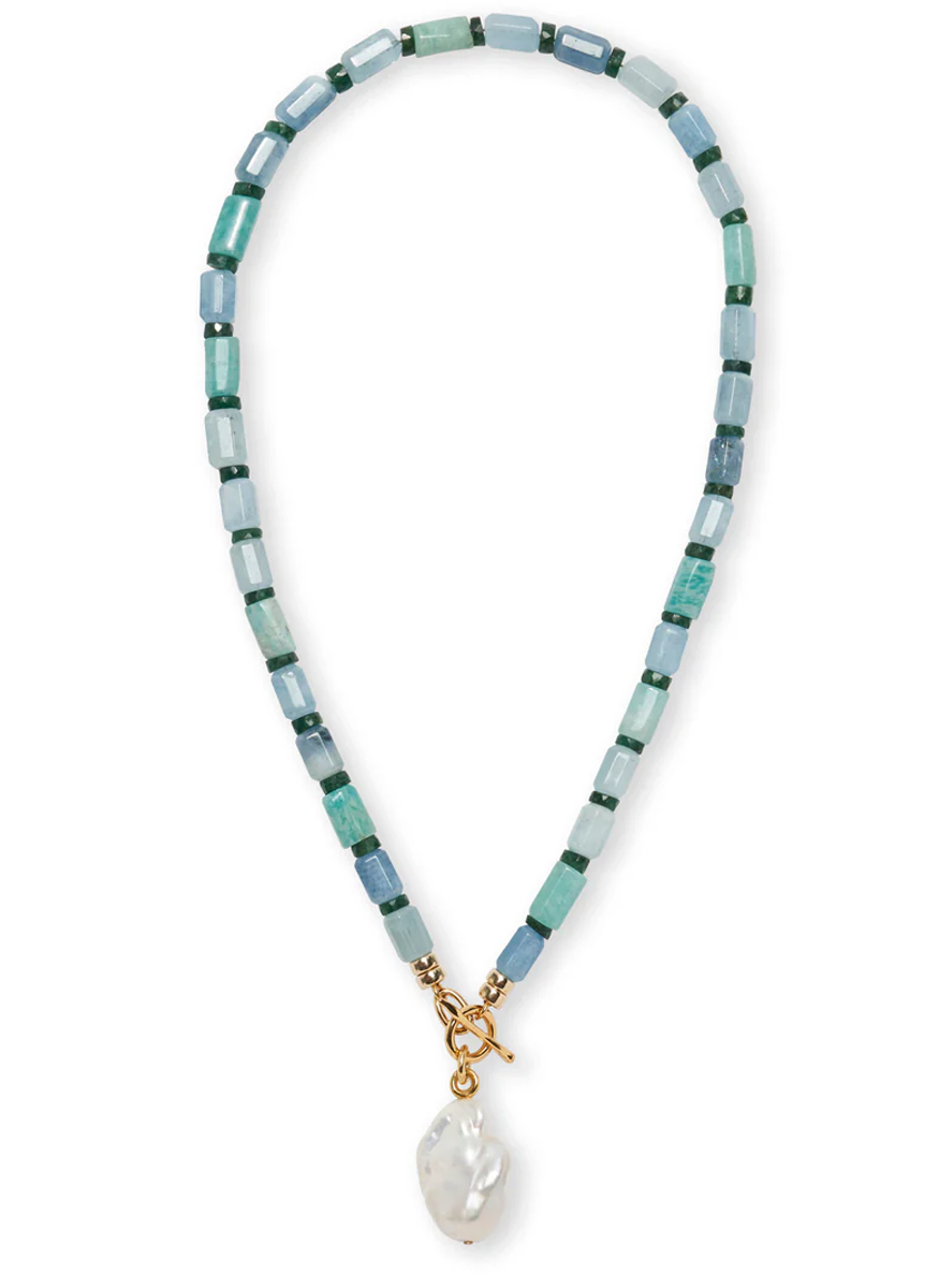 Pearl Isle Necklace in Sea