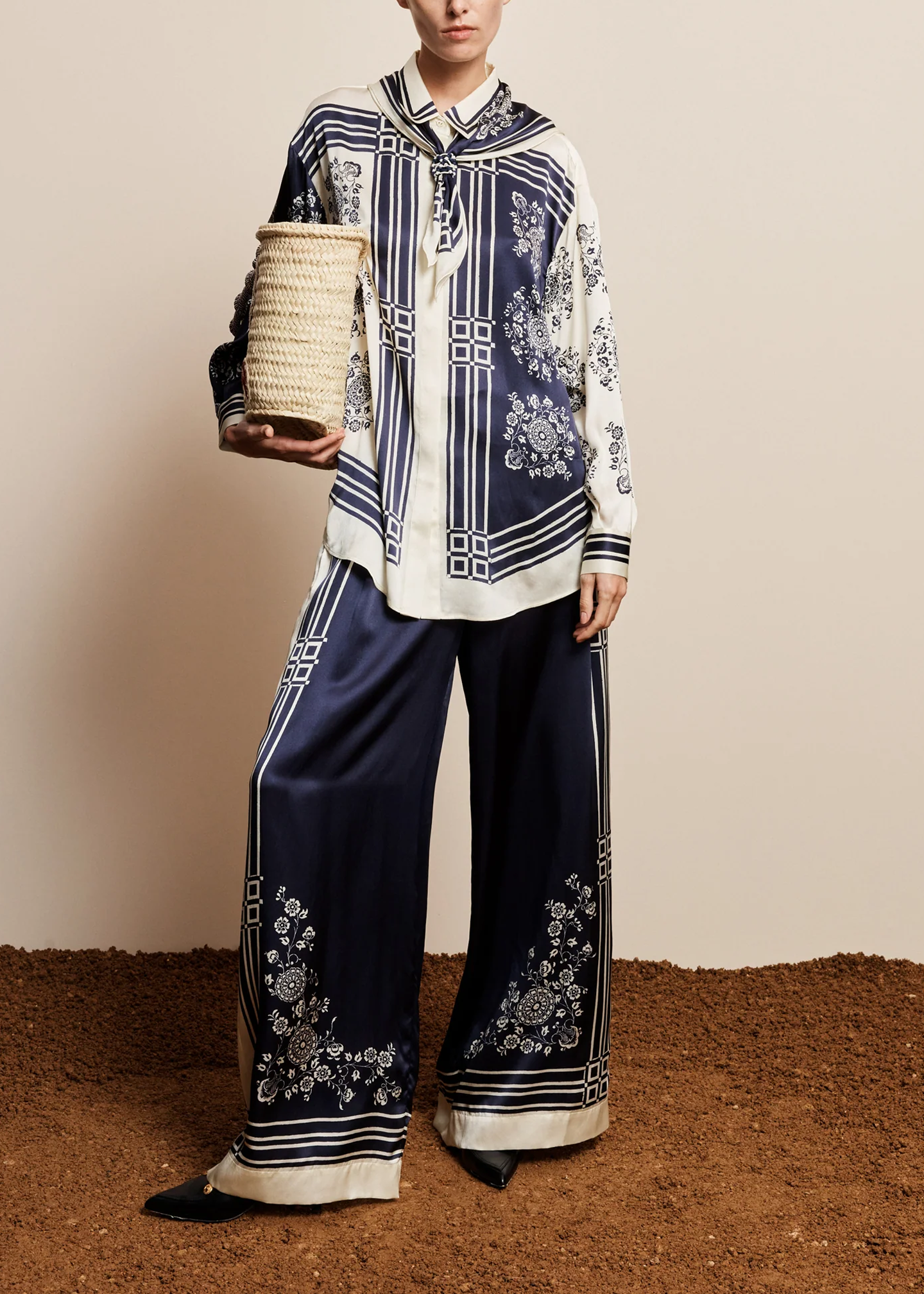 Banderra Scarf Silk Shirt
