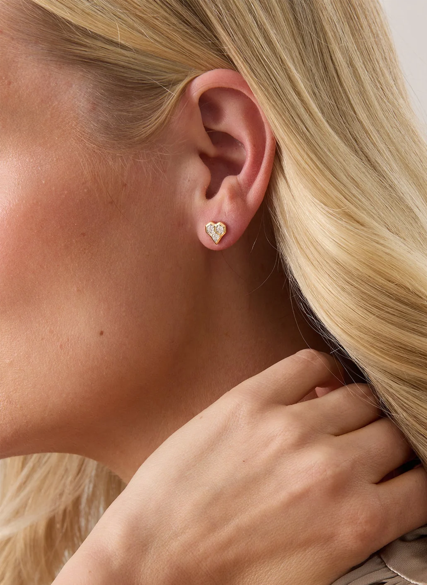 Honeycomb Petite Heart Studs