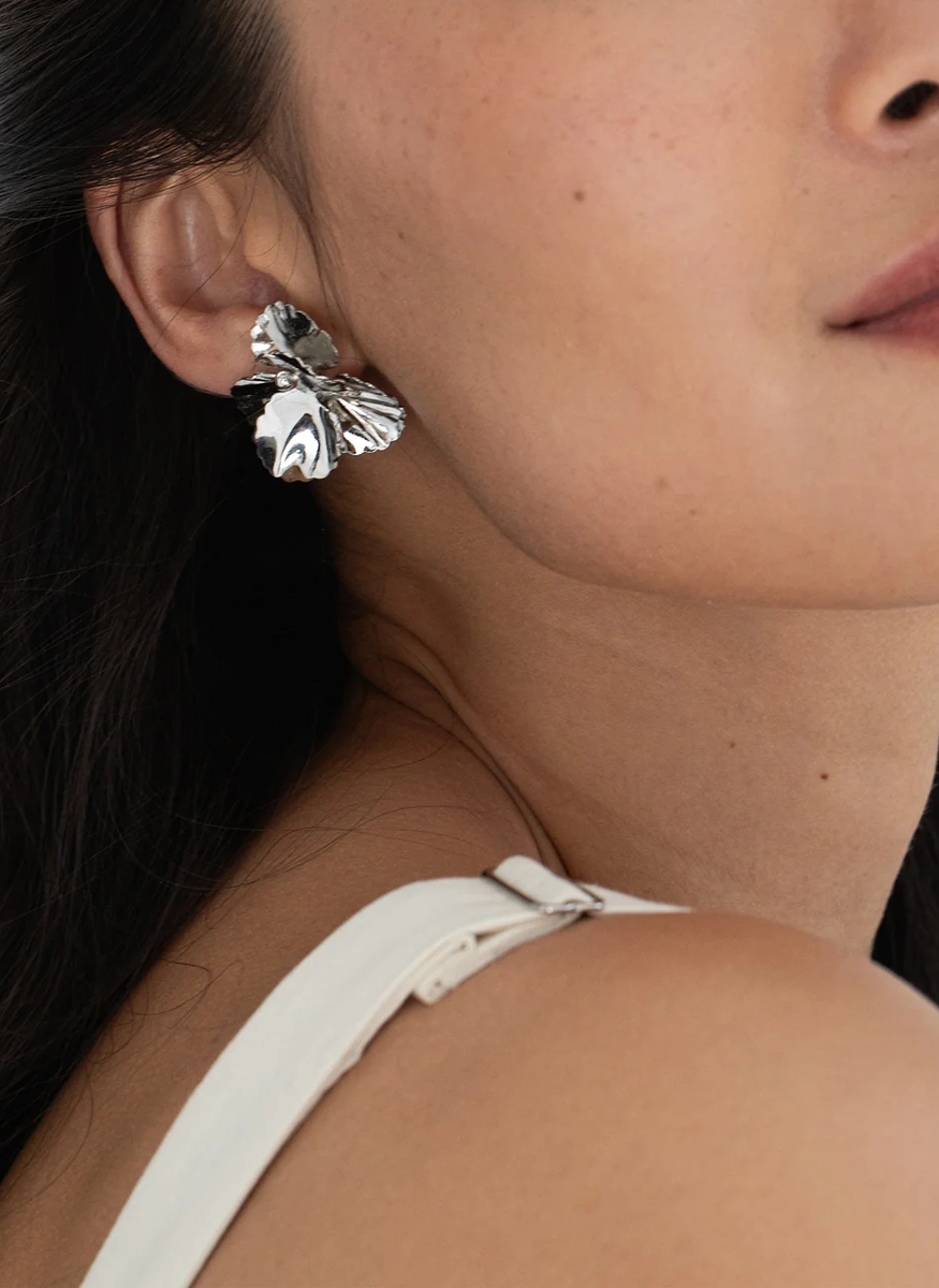 Pansy Earrings in Silver