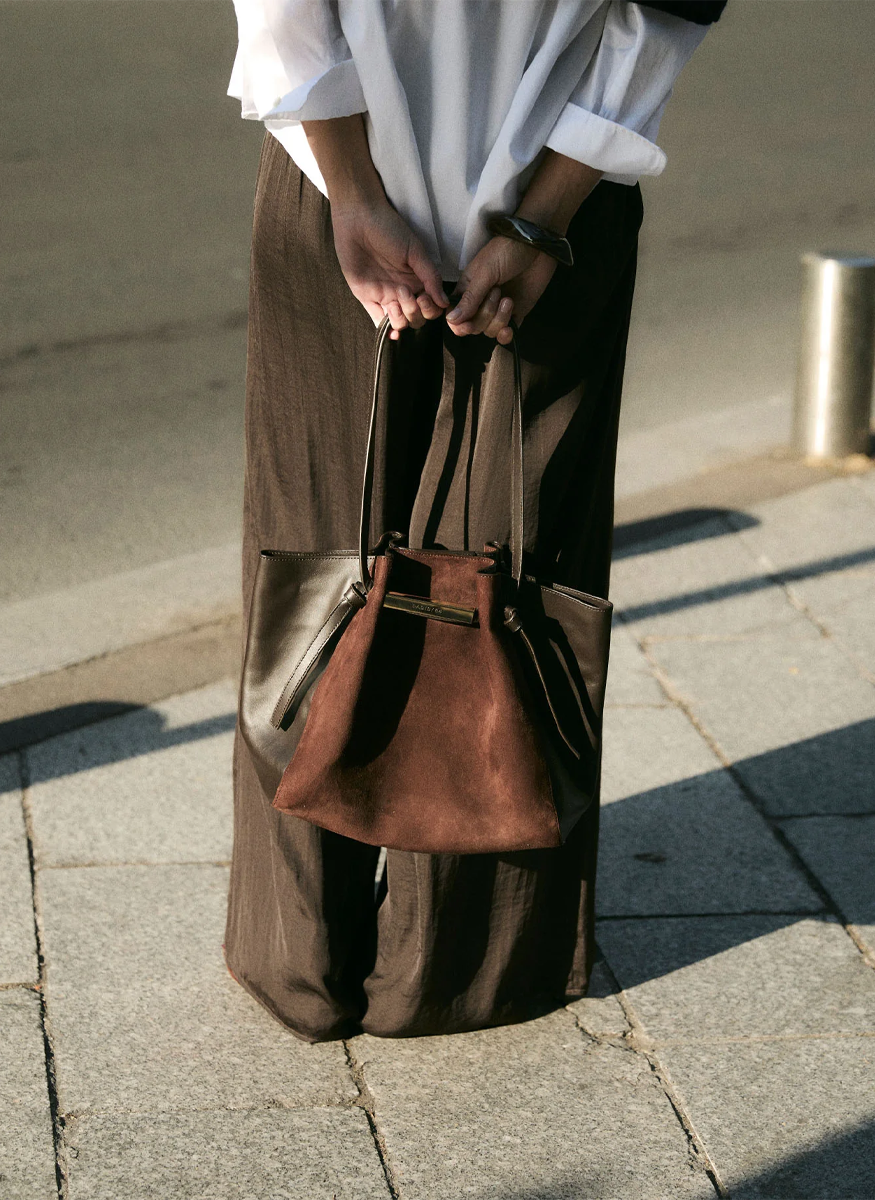 Manhattan Tote In Cacao and Brown - paris 64