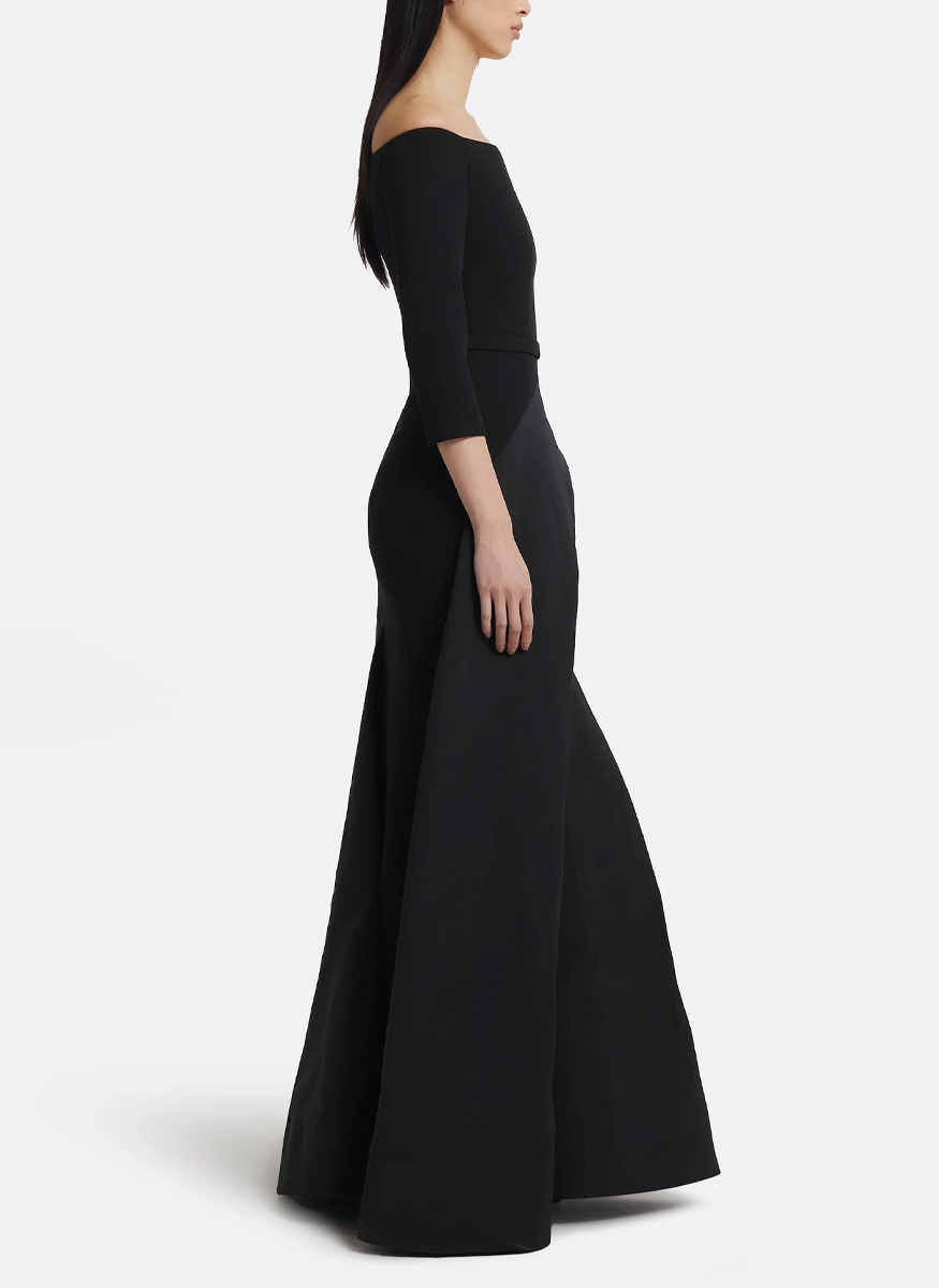 Nila Long Dress in Black - Safiyaa