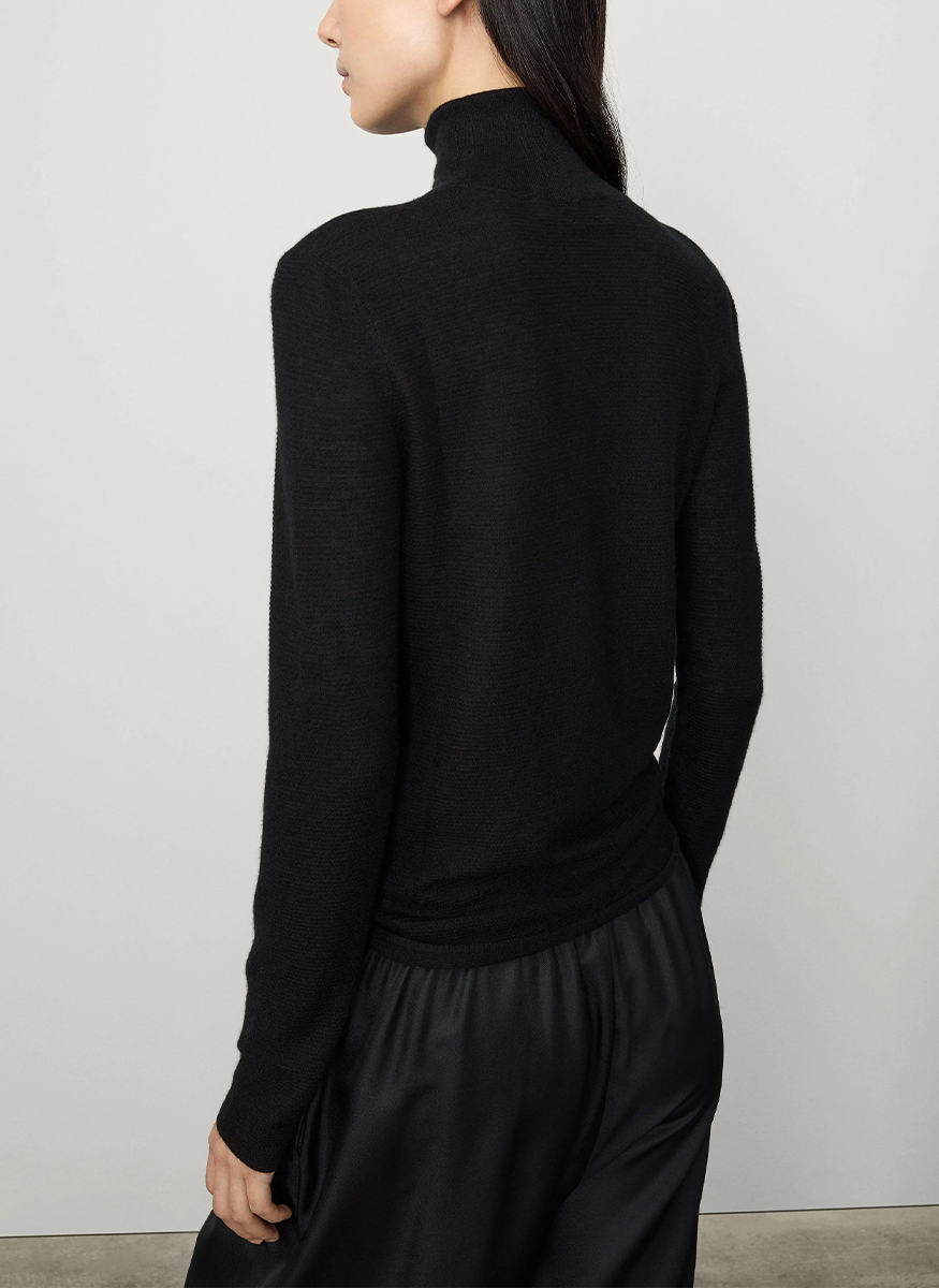 Lory Sweater - Lisa Yang